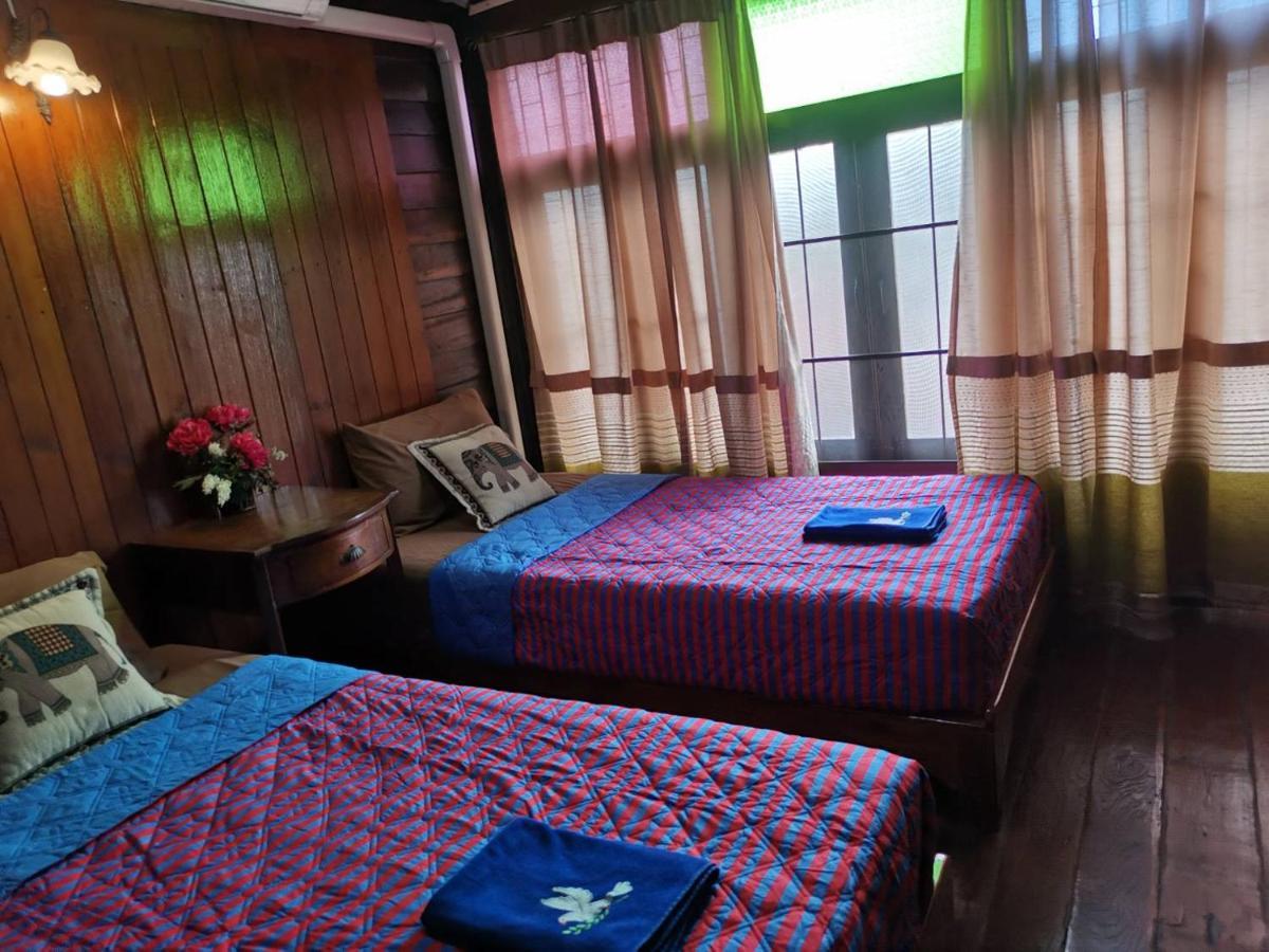 Baan Are Gong Riverside Homestay Phra Nakhon Si Ayutthaya Ngoại thất bức ảnh
