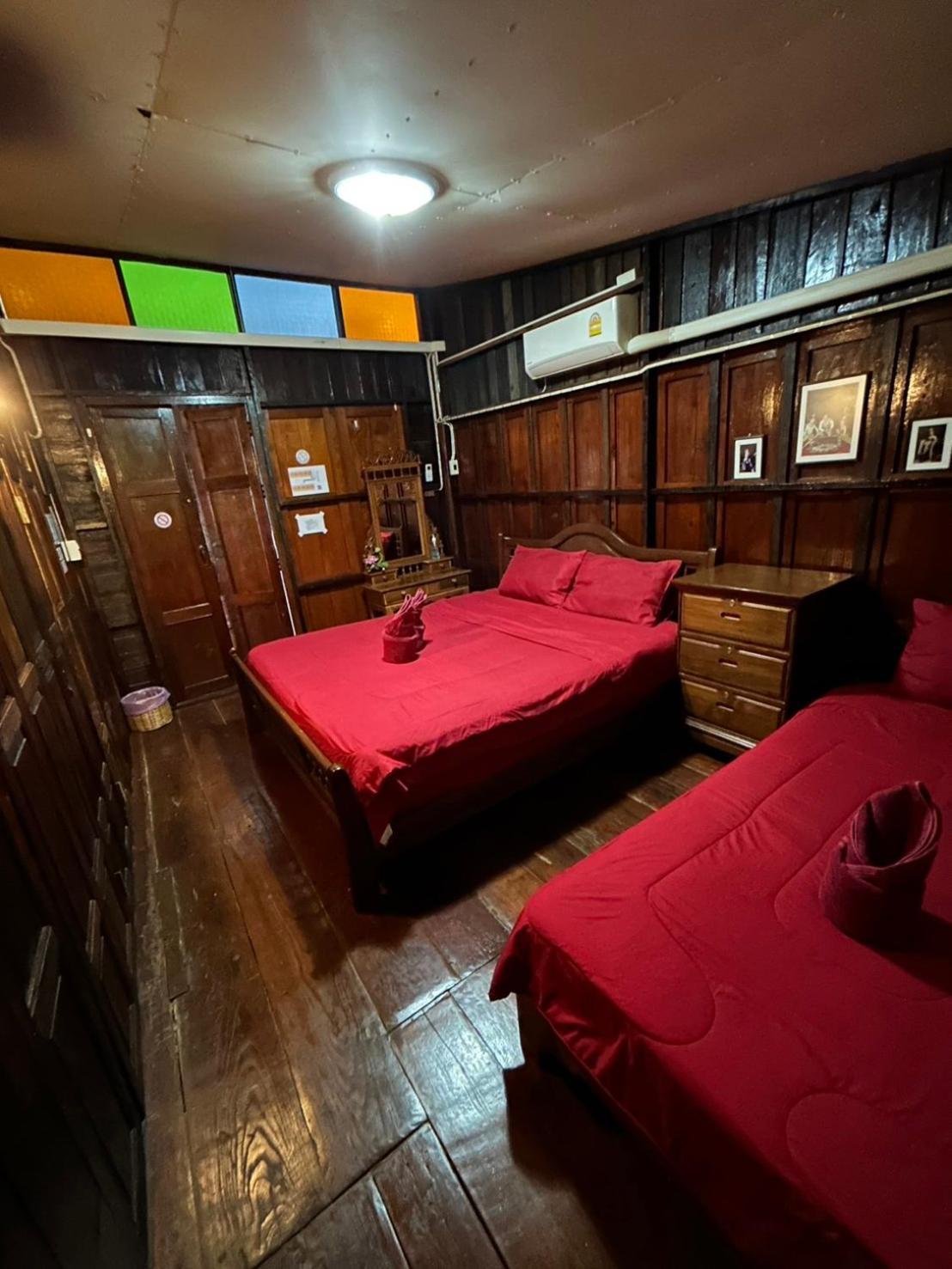 Baan Are Gong Riverside Homestay Phra Nakhon Si Ayutthaya Ngoại thất bức ảnh