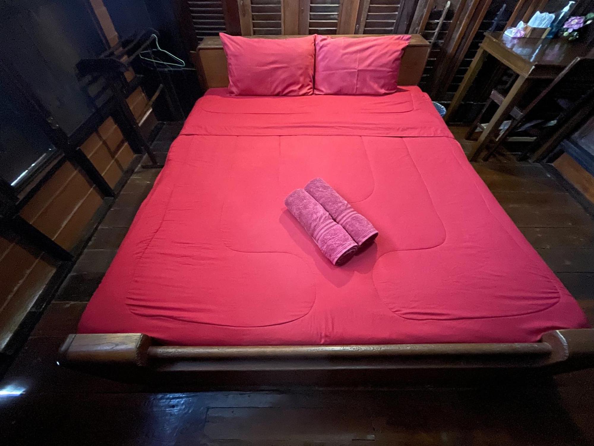 Baan Are Gong Riverside Homestay Phra Nakhon Si Ayutthaya Ngoại thất bức ảnh
