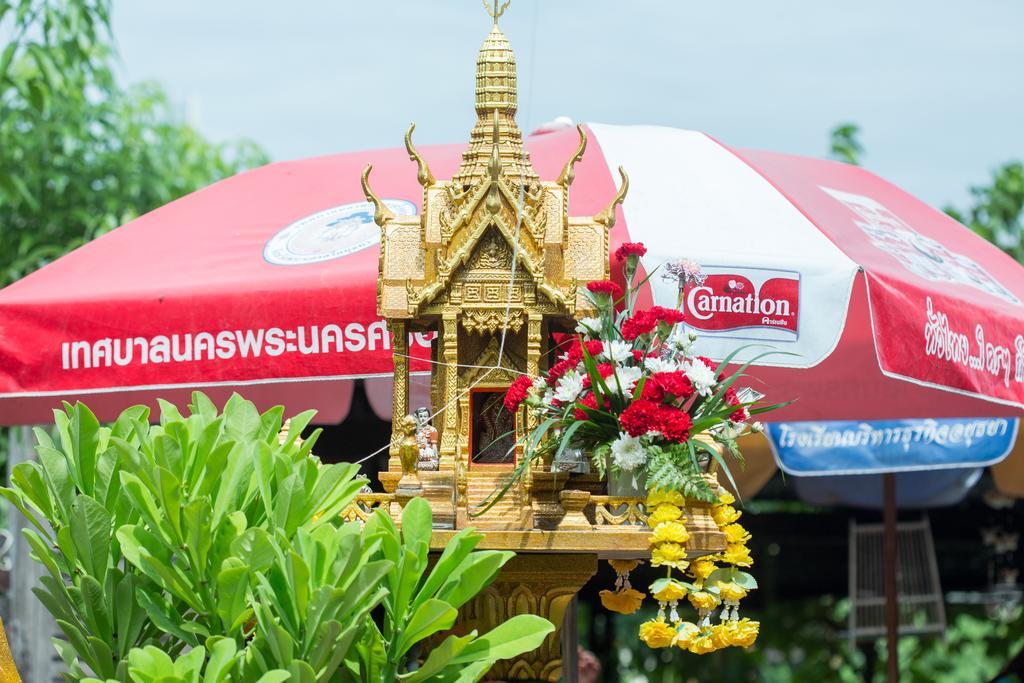 Baan Are Gong Riverside Homestay Phra Nakhon Si Ayutthaya Ngoại thất bức ảnh